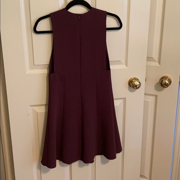 Wilfred Aritzia Low Cut Dress - Picture 2 of 3